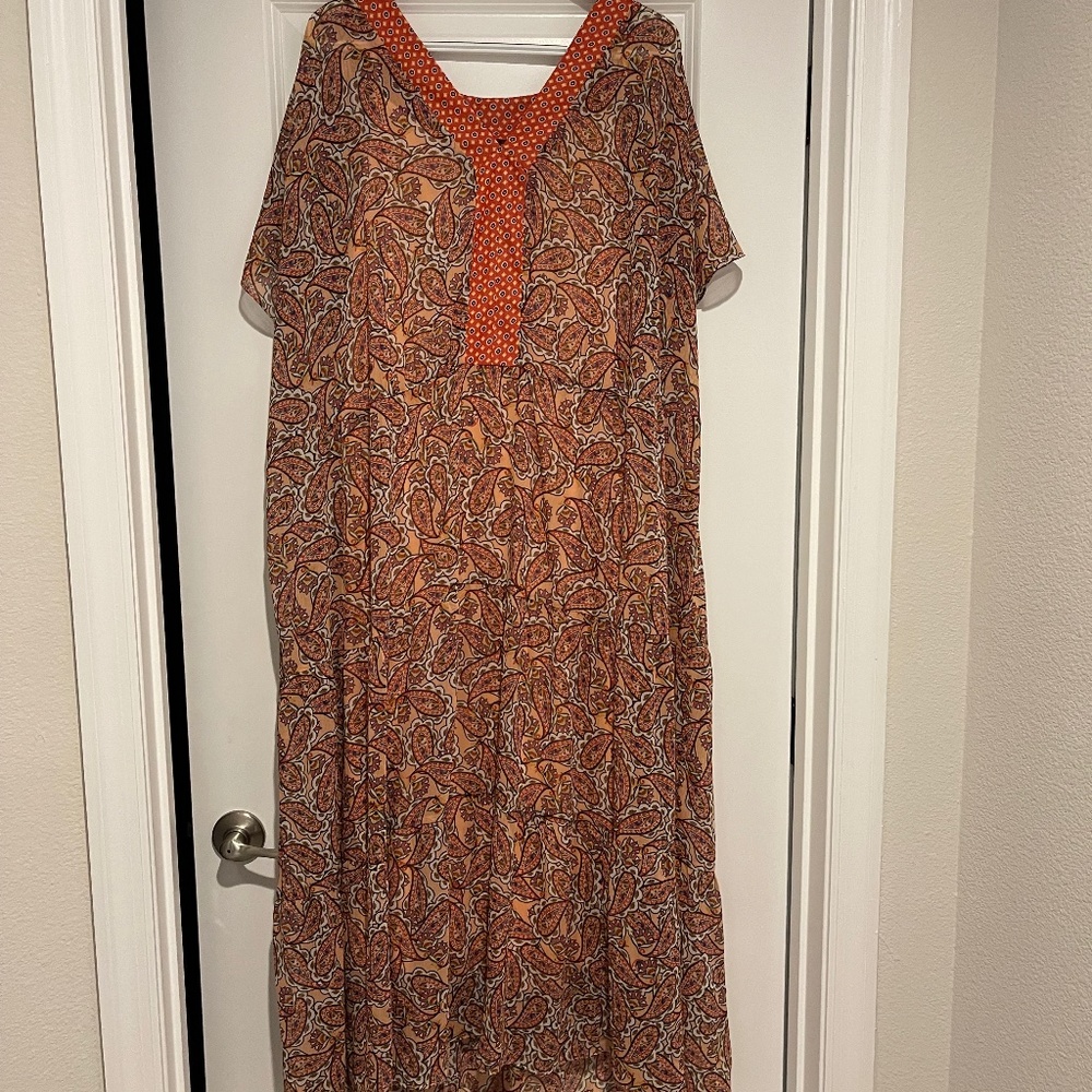 Womans Plus Dress